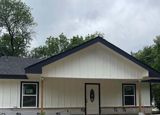 Property at 811 Ritchey St, Gainesville, TX 76240, 3 beds, 2 baths