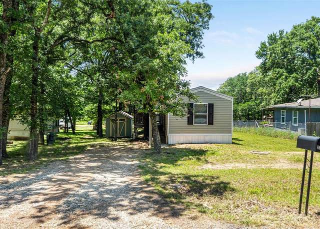 Property at 237 Wildwind St, Gun Barrel City, TX 75156, 3 beds, 2 baths