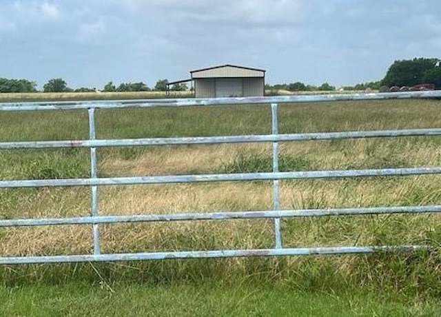 Property at 169 Novy Rd, Ennis, TX 75119