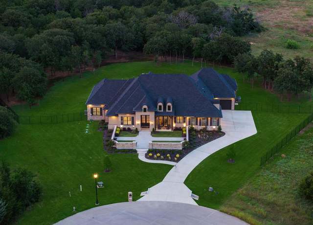 Property at 5724 Bellaria Ct, Flower Mound, TX 75022, 4 beds, 4.5 baths