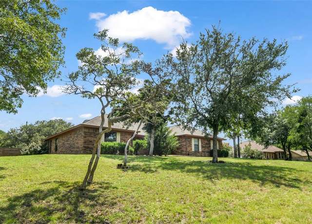 Property at 3502 Stage Coach Trl, Weatherford, TX 76087, 4 beds, 3 baths