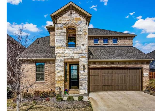 Property at 2229 Lexington Way, Carrollton, TX 75010, 4 beds, 2.5 baths