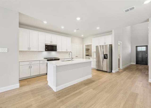 Property at 502 Blanton St, Mckinney, TX 75069, 4 beds, 2.5 baths