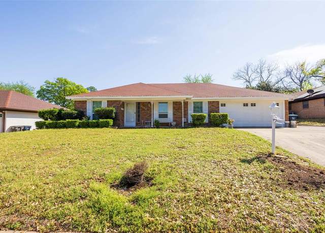 Property at 7324 Vanessa Dr, Fort Worth, TX 76112, 4 beds, 2 baths
