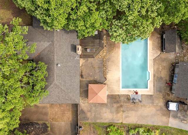 Property at 530 County Road 3324, Greenville, TX 75402, 3 beds, 2 baths