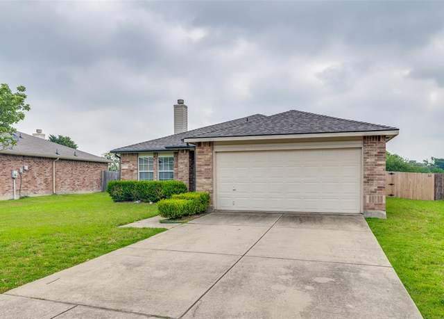 Property at 1224 Evergreen St, Royse City, TX 75189, 3 beds, 2 baths