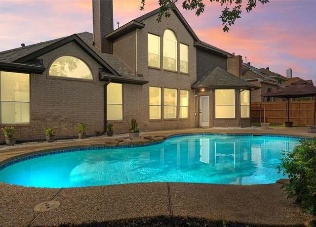 Property at 2901 Lakemont Dr, Flower Mound, TX 75022, 4 beds, 2.5 baths