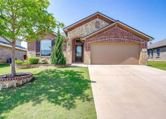 Property at 378 Coral Vine Ln, Burleson, TX 76028, 4 beds, 2.5 baths