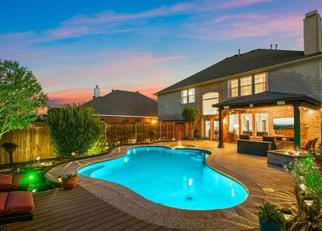 Property at 9804 Adolphus Dr, Frisco, TX 75035, 5 beds, 3 baths