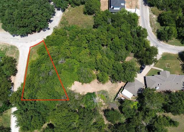 Property at 2501 Mercedes St, Granbury, TX 76048