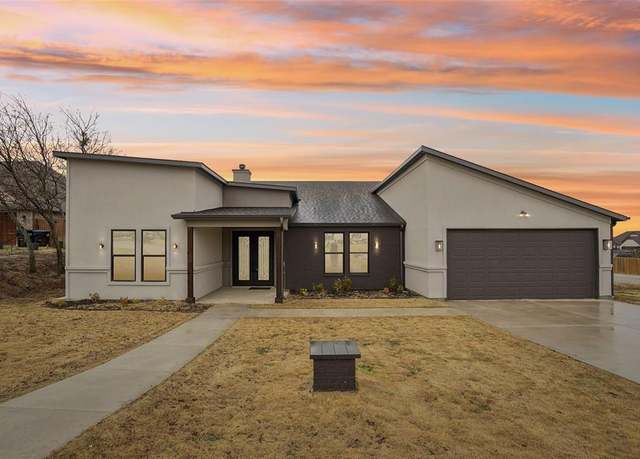 Property at 5306 Ranya, Fort Worth, TX 76126, 3 beds, 2.5 baths