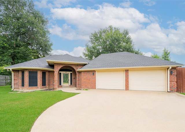 Property at 169 Private Road 8519, Van, TX 75790, 3 beds, 2.5 baths