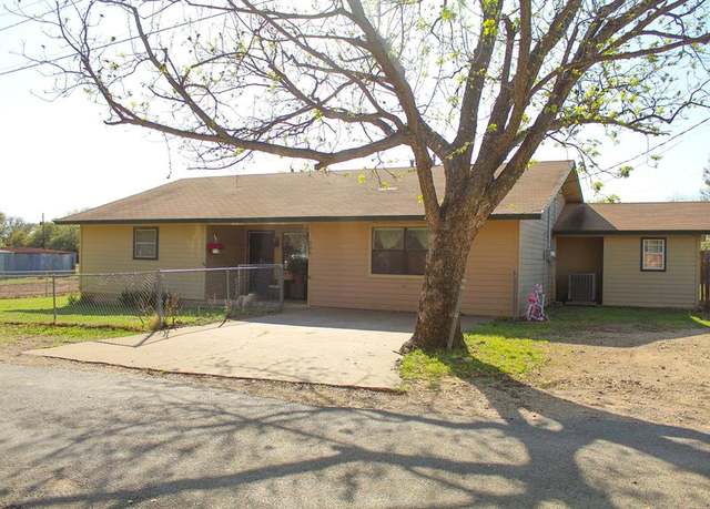 Property at 206 Maple St, Gustine, TX 76455, 3 beds, 2 baths
