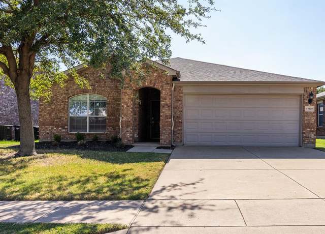Property at 15905 Avenel Way, Fort Worth, TX 76177, 3 beds, 2 baths
