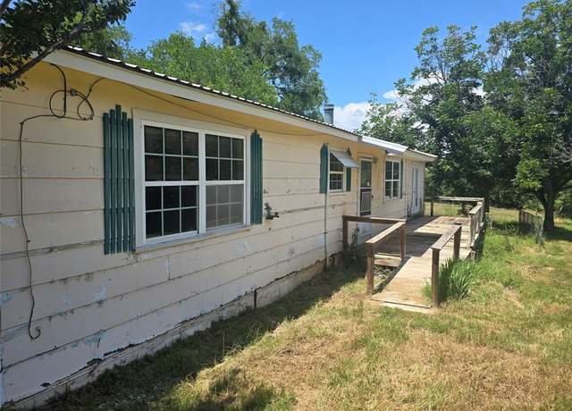 Property at 164 Broken Arrow, Comanche, TX 76442, 3 beds, 1.5 baths