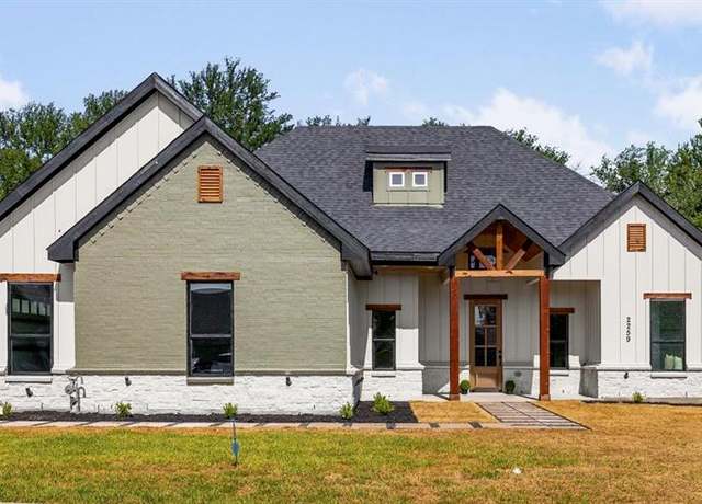 Property at 2259 Yale St, Sansom Park, TX 76114, 4 beds, 2 baths
