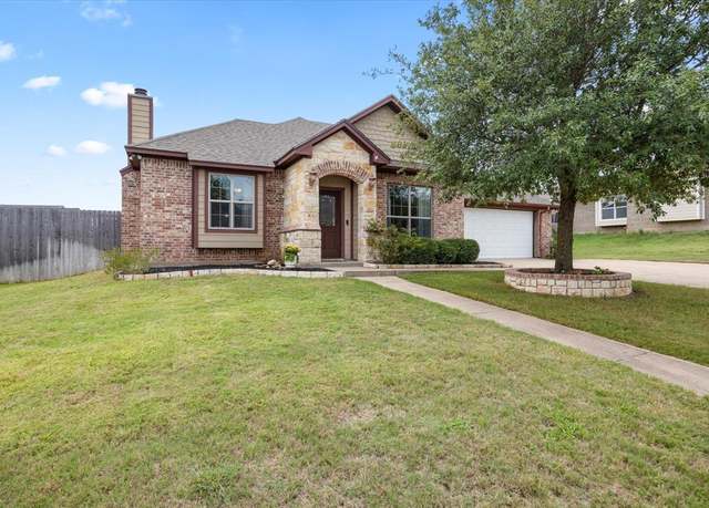 Property at 115 Camelot St, Glen Rose, TX 76043, 3 beds, 2 baths