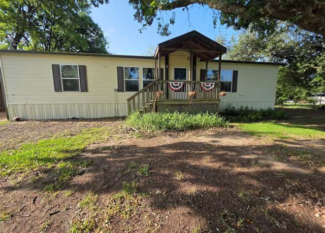 Property at 1100 CR 3531, Saltillo, TX 75478, 3 beds, 2 baths