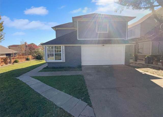 Property at 502 Briarcliff Dr, Garland, TX 75043, 5 beds, 3 baths