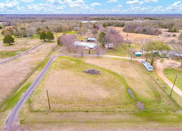 Property at 920 Vz County Road 3504, Wills Point, TX 75169, 2 beds, 2 baths