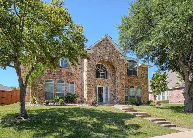 Property at 4120 Westmoreland Dr, Plano, TX 75093, 5 beds, 3.5 baths