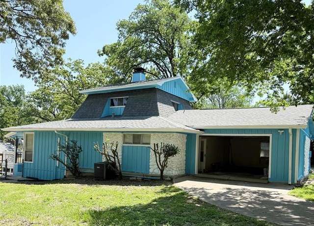 Property at 132 Shady Shore Dr, Mabank, TX 75156, 4 beds, 3 baths