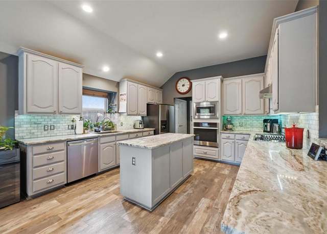 Property at 3106 Juneau Dr, Corinth, TX 76210, 4 beds, 2 baths