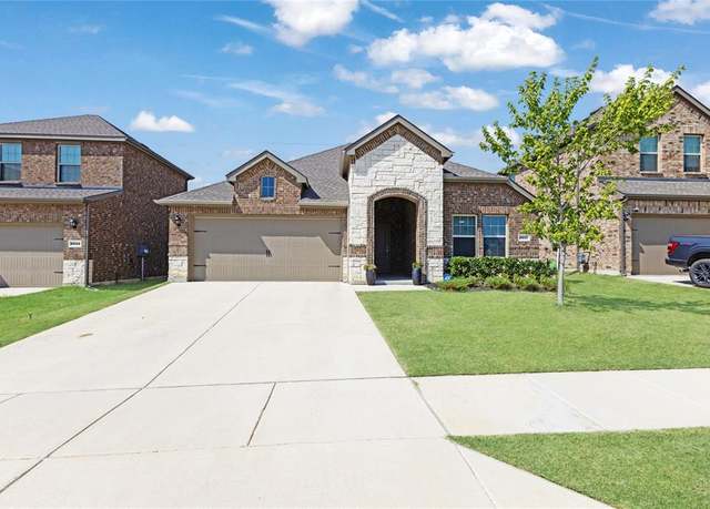 Property at 3257 Trails End Rd, Aubrey, TX 76227, 3 beds, 2 baths