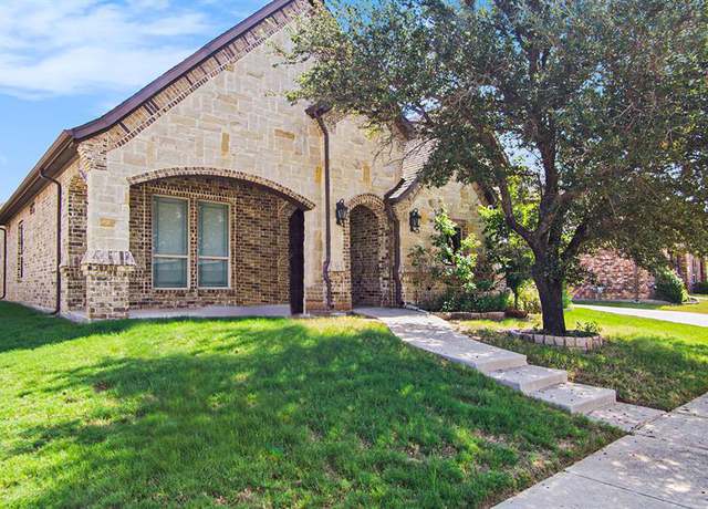 Photo of 7828 Seven Oaks Dr, North Richland Hills, TX 76182