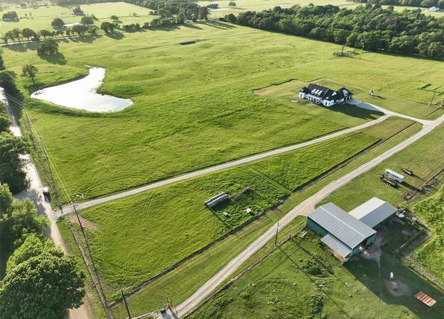 Property at 14098 County Road 2858, Eustace, TX 75124, 5 beds, 4.5 baths
