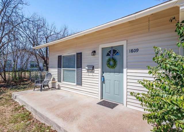 Property at 1809 Avenue C, Brownwood, TX 76801, 2 beds, 1 bath