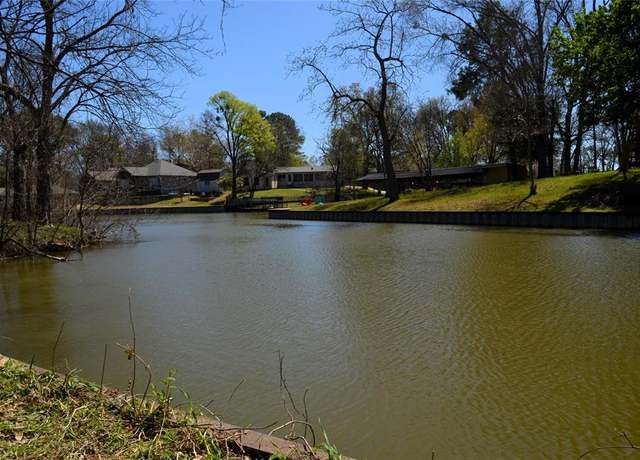 Property at 721 Molokai Ct, Tool, TX 75143, 3 beds, 1 bath