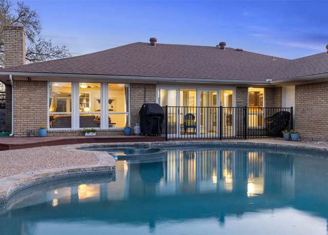 Property at 1105 E Spring Valley Rd, Richardson, TX 75081, 4 beds, 2.5 baths