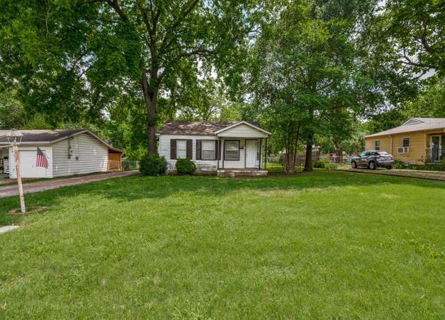 Property at 580 W 6th St, Lancaster, TX 75146, 3 beds, 1.5 baths