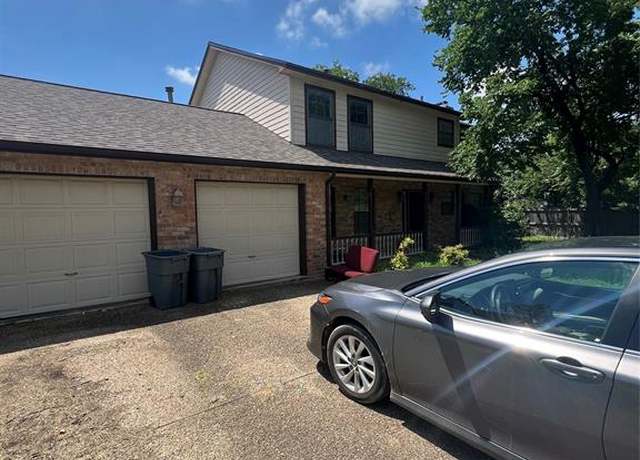 Property at 407 N 1st St, Midlothian, TX 76065, 3 beds, 2.5 baths