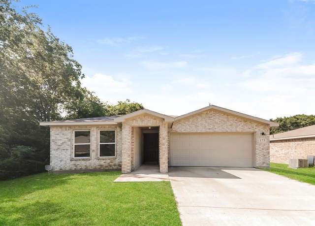 Property at 173 Westview Dr, Gun Barrel City, TX 75156, 3 beds, 2 baths
