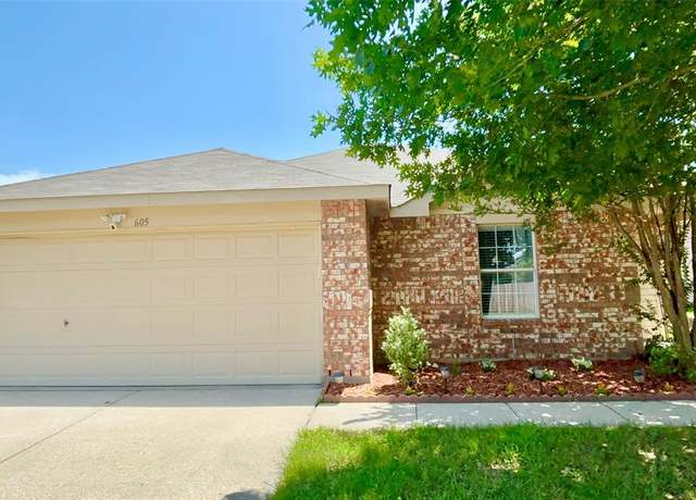 Property at 605 Rosario Ln, Fort Worth, TX 76052, 3 beds, 2 baths