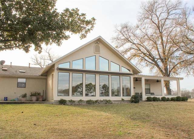 Property at 2517 Wildwood Way, Tool, TX 75143, 4 beds, 3 baths