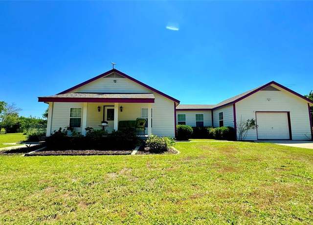 Property at 13777 County Road 236, Terrell, TX 75160, 3 beds, 2 baths
