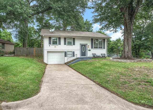 Property at 2444 Holley St, Tyler, TX 75701, 4 beds, 2 baths
