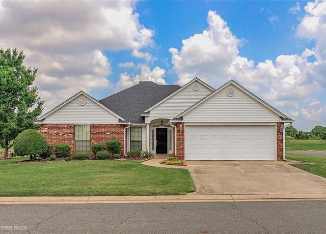 Property at 212 Rachel Ln, Bossier City, LA 71111, 3 beds, 2 baths