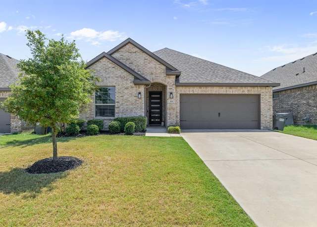 Property at 531 Cherry Hills Rd, Red Oak, TX 75154, 4 beds, 2 baths