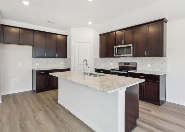 Property at 3905 Edmondson Dr, Princeton, TX 75071, 4 beds, 3 baths