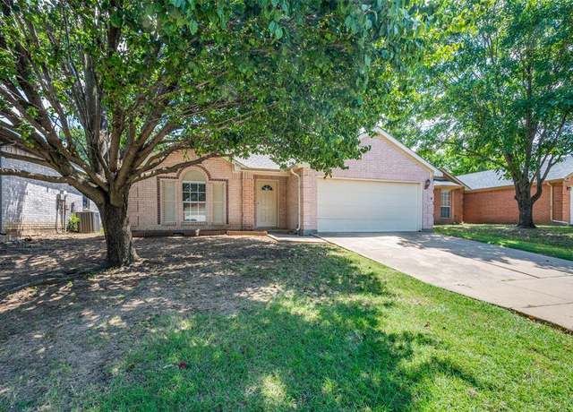 Property at 507 Blueberry Hill Ln, Mansfield, TX 76063, 3 beds, 2 baths