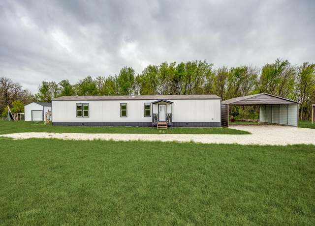 Property at 1660 Red Rd, Howe, TX 75459, 3 beds, 2 baths