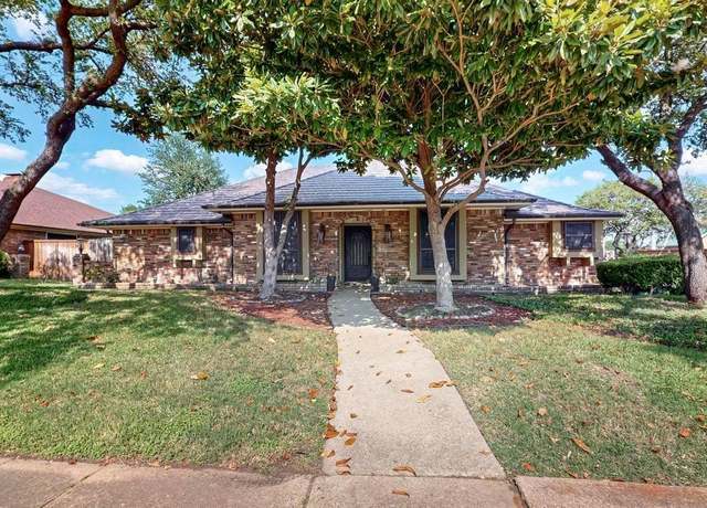 Property at 5008 Urban Crest Rd, Dallas, TX 75227, 3 beds, 2.5 baths