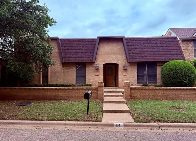 Property at 14 Surrey Sq, Abilene, TX 79606, 3 beds, 2 baths