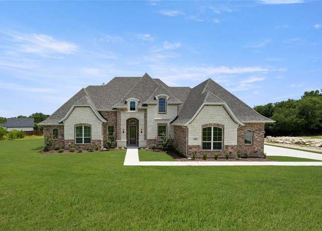 Property at 4810 Bonanza, Midlothian, TX 76065, 4 beds, 3.5 baths