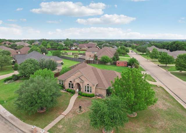 Property at 7251 Misty Glen Ln, Midlothian, TX 76065, 3 beds, 3 baths