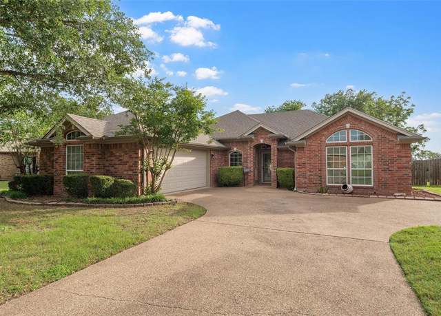 Property at 608 Shoal Rdg S, Lorena, TX 76655, 4 beds, 2 baths